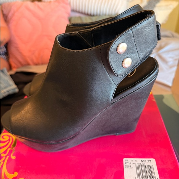 Candie's Black Peep-Toe Mule Booties - Picture 2 of 4